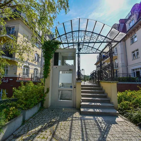 Korona Piastow - Na Wyspie - Parking - Taras Apartment *