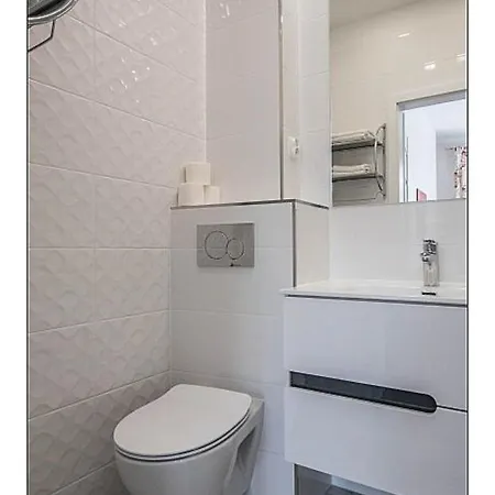 Korona Piastow - Na Wyspie - Parking - Taras * Świnoujście